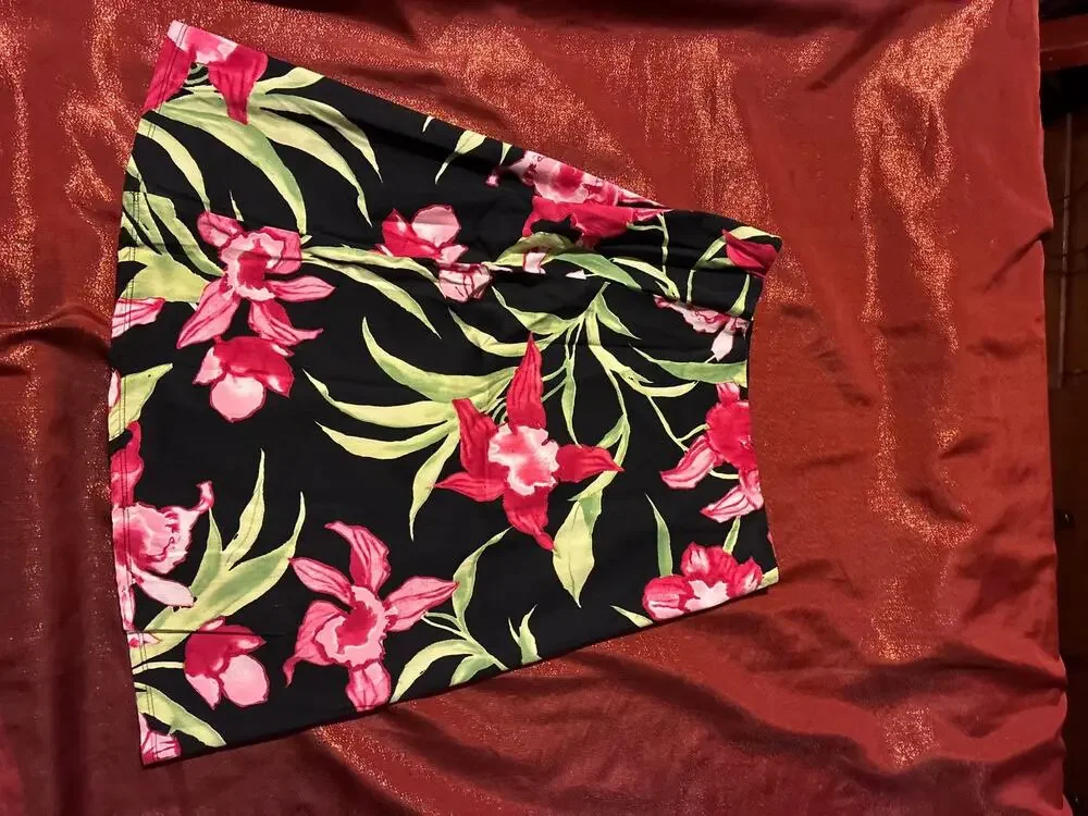 Boston Proper Skirt Womens S Black Pink Floral Tropical Straight Knee Length